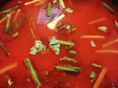 -贵府酸汤牛肉火锅·贵州老字号(飞山街店)