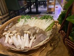 -龙泉人椰子鸡·糟粕醋·地标海南菜(龙昆南店)