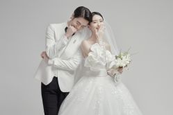 -蒙太奇婚纱摄影(万达店)