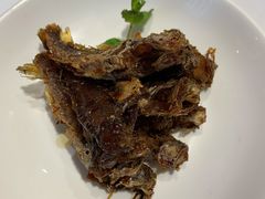 本帮熏黄鱼-品悦酒店(三林古镇店)