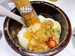 鸡蛋拌蒜-丁里羊肉小镇(天鹅湖总店)