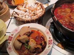 -扎起市井老火锅(乐山总店)