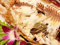 -席娜卡琳火车铁道夜市