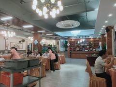 -华庭食府(光明店)