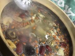 -广味炭炉鸡煲(宝业路分店)