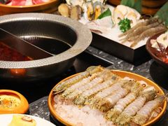 -牛YO寿喜烧·铁板烧和牛火锅自助(市府恒隆店)