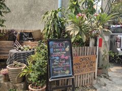 -Tikky Cafe