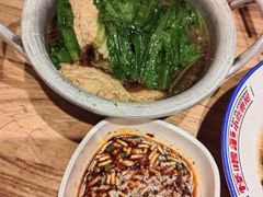 -怪噜范·老贵阳街头名小吃(鸿通城店)