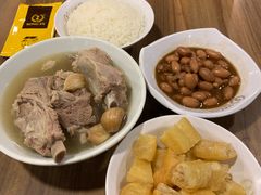 招牌肉骨茶-松發肉骨茶(牛车水店)