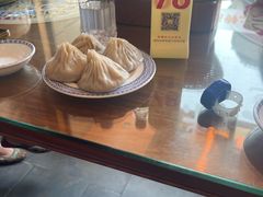 -笑来喜馄饨小笼工坊店(湖滨街店)