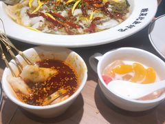 红油脱骨鸡爪-太二酸菜鱼(沈阳万象城店)