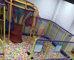 -蹦贝运动中心·蹦床·攀岩·闯关(龙岗店)