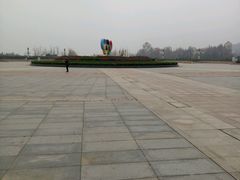 -汇泉广场