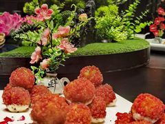 荔枝虾球-柳莺湖上·湖景餐厅·江南菜(西湖店)