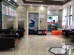 -茂菊口腔连锁(浦东南路店)
