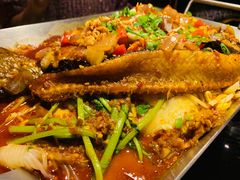 -鸣记脆皮烤鱼·海鲜烤鱼(亿合城店)