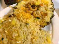 黄金菠萝炒饭-琼大师东方烤乳猪(亚特兰蒂斯店)