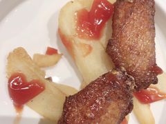 -渝是乎酸菜鱼·川渝小炒(新世界百货望京店)