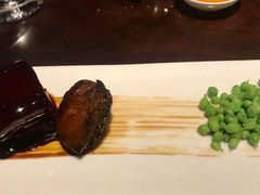 鲍鱼红烧肉-杭州西子湖四季酒店·金沙厅
