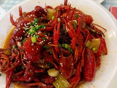 -捌贰虾蟹·江湖菜馆(江汉路店)
