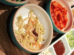 -明洞阿姨·韩式酱蟹烤肉·创意料理(三元桥店)