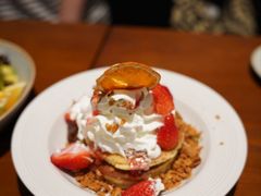 草莓燕麦松饼-Two Birds One Stone·一石二鸟(诚品生活店)