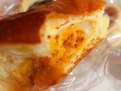 麻薯肉松蛋黄包-面包与我Bread Or Me(长城汇店)