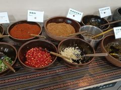 -阿山卓·野生菌火锅·纳西火塘烤肉