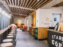 -星巴克(西藏路店)