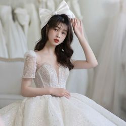 -艺憬婚纱礼服·造型(二七万达店)