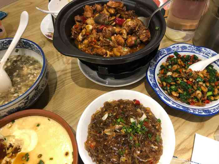 湘小厨(乐和城店)-"00看到这个湘小厨,就让我想起了在北京经.