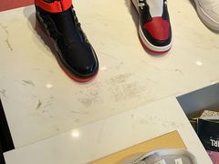 -NIKE KICKS LOUNGE体验店(北京新中关店)