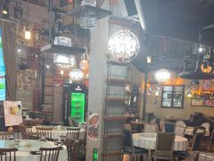 -临界音乐酒馆·小龙虾·江湖菜(华熙LIVE·鱼洞店)