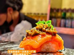 -黄兴南路步行商业街