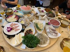 -小天鹅火锅·一线江景洪鼎旗舰店(洪崖洞店)