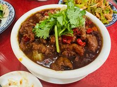 水煮牛肉-北大地皖峰饭馆
