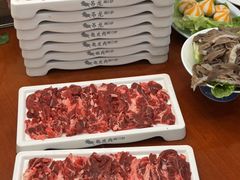 -元一希尔顿酒店·鲜切牛肉火锅禅自助餐厅