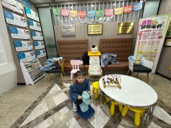 -睿宝儿科·眼科·口腔(静安大悦城门诊部)