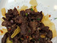 -东方之猪四更烤乳猪(金垦总店)