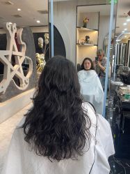 -TOP HAIR SALON