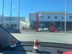 -TESLA 特斯拉(北京南四环中路特斯拉中心)