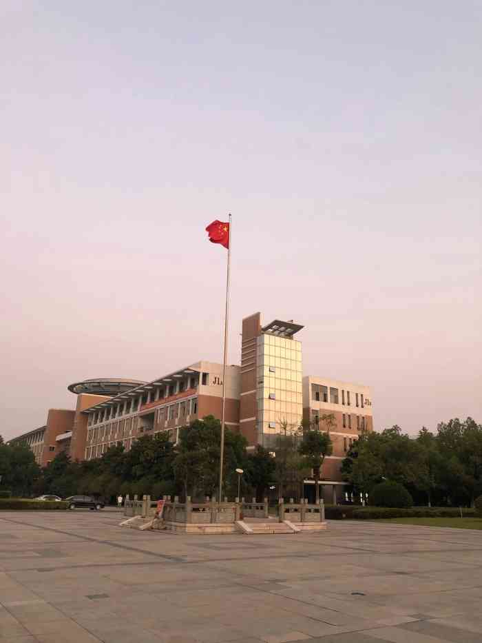 扬州江阳学院图片