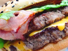 黑金-麦当劳(燕顺路店)