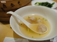 小笼汤包吃法-鼎泰丰(当代商城店)