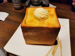 冰淇淋面包-童年小筑餐厅(申花路店)