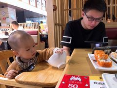 -万岁料理回转寿司(华贸店)