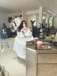 -SALON DE VANHADA