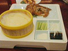 -粤尚腾香居中餐厅(首都机场希尔顿店)