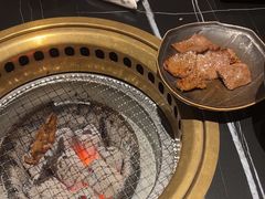 -山川小町·极番烧肉(新地假日广场店)