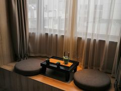 -杭州西湖湖滨银泰亚朵酒店